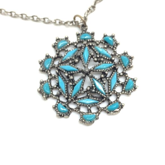 3/$30 VINTAGE SILVER TONE TURQUOISE COLOR PENDANT NECKLACE BOHO STARBURST - Picture 6 of 10